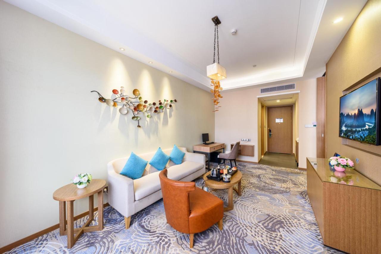 Qianhai Holiday Hotel Шэньчжэнь Экстерьер фото