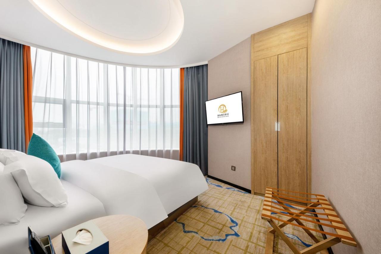 Qianhai Holiday Hotel Шэньчжэнь Экстерьер фото