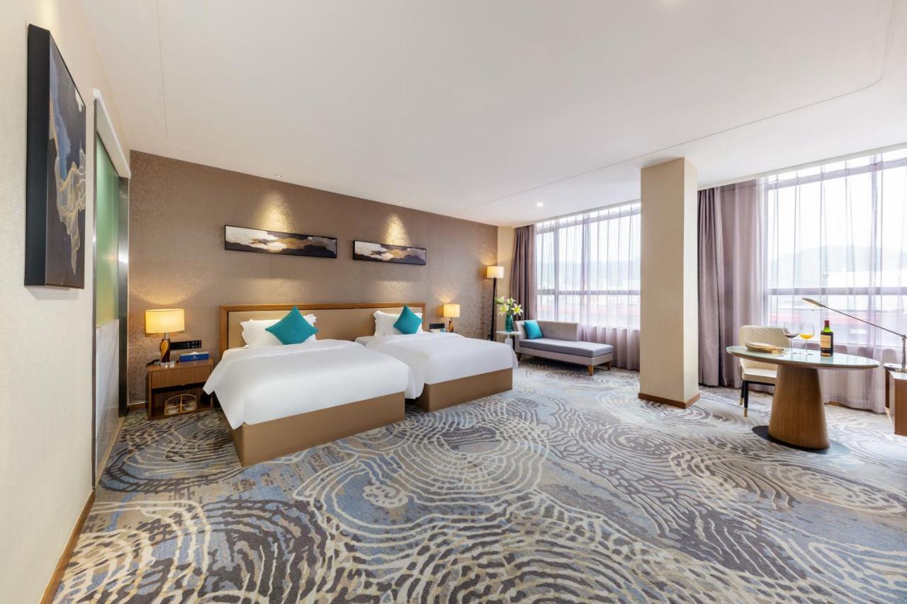 Qianhai Holiday Hotel Шэньчжэнь Экстерьер фото