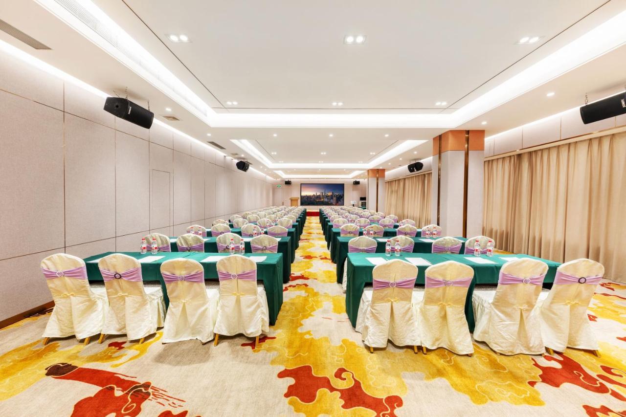 Qianhai Holiday Hotel Шэньчжэнь Экстерьер фото