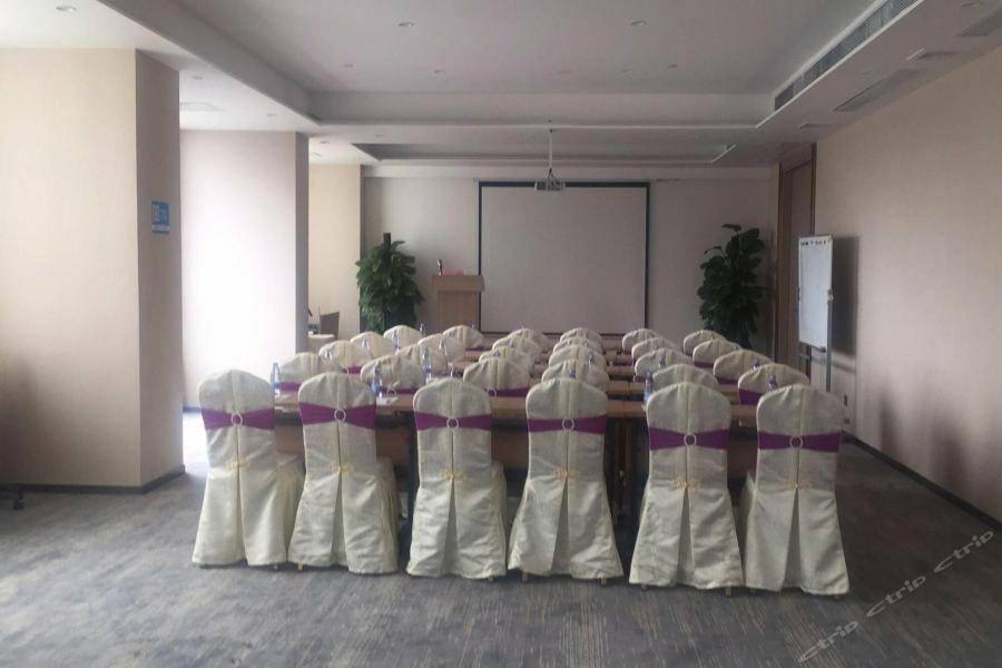 Qianhai Holiday Hotel Шэньчжэнь Экстерьер фото
